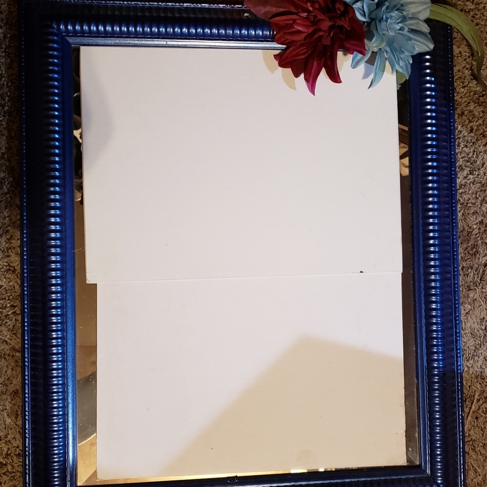 Decorative Mirror - Picture 3 of 4